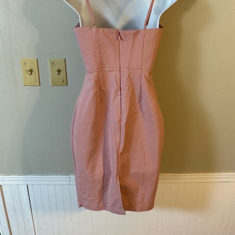 Dress - Picture 5 of 5